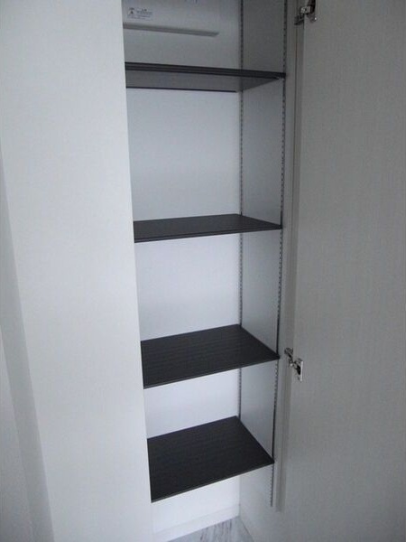 リアライズ菊水 収納