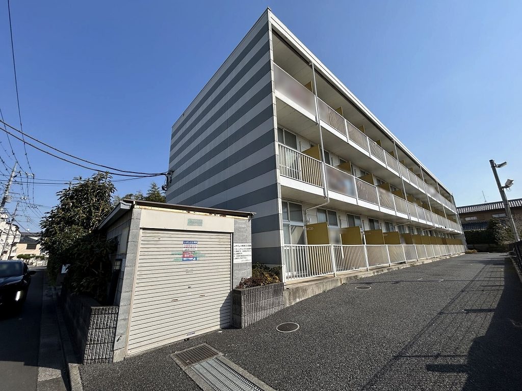 レオパレスパインヒルⅡ 外観