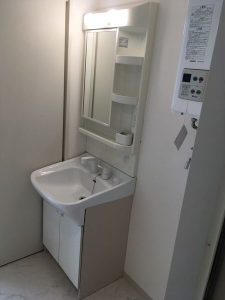 コムズ発寒 洗面所