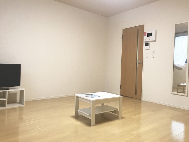 クレイノラーラⅡ リビング
