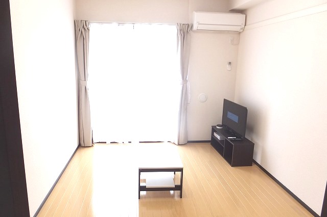クレイノＹＫ岡村 リビング