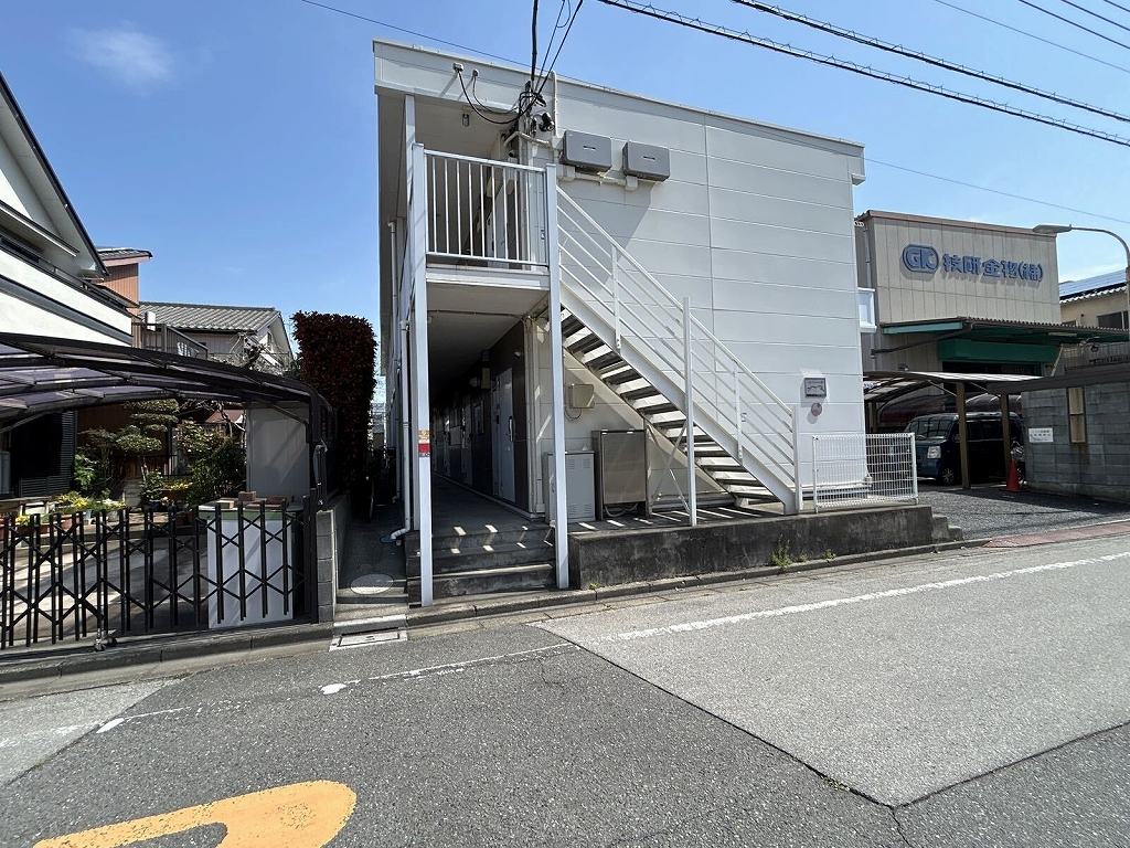 レオパレスプラムⅡ 外観