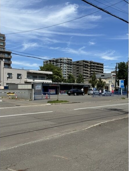 ダイアパレス北円山第2 駐車場