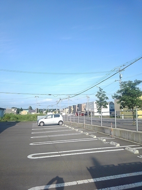 ベルエール　ＲＩ 駐車場