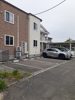 メヌエット 駐車場