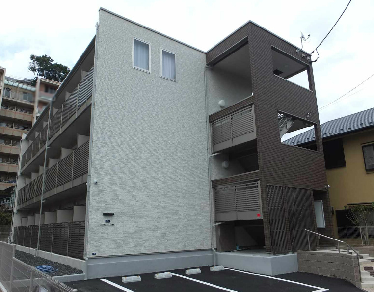 クレイノラ　メゾン根岸 外観