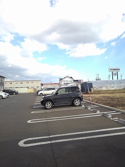 メゾフォルテｗｅｓｔ 駐車場