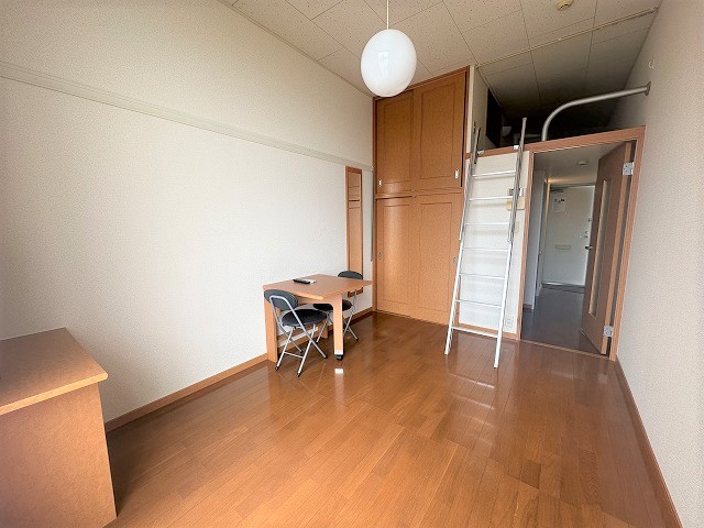 レオパレスディアコート リビング