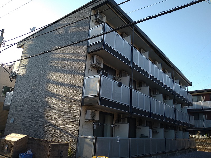 レオパレスさくら高津 外観