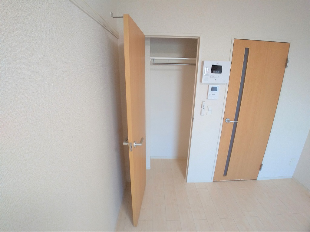 クレイノポスタ その他