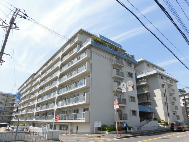 高槻スカイハイツ 外観