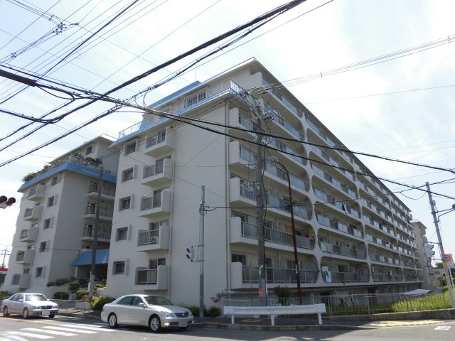 高槻スカイハイツ 外観
