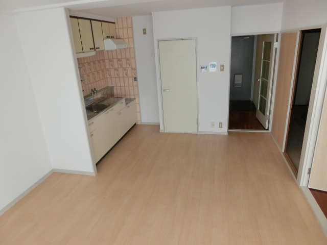 サンワロイヤルマンション２号館 その他