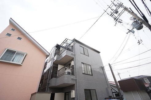 クローバーＭオザキＡ棟 外観