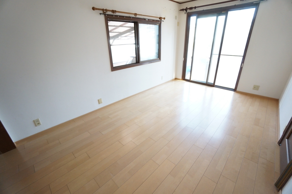 芝生町四丁目賃貸一戸建て その他