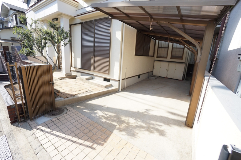 芝生町四丁目賃貸一戸建て その他