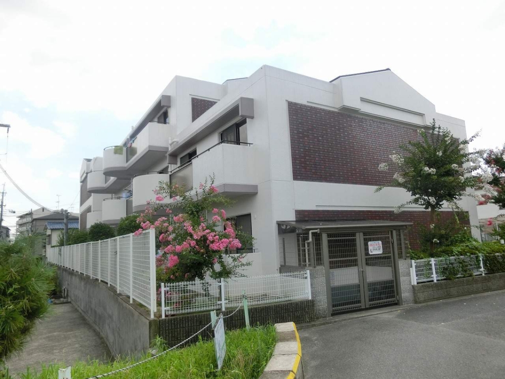 アンビエンテ桜ヶ丘 外観