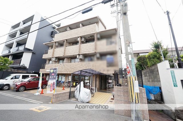 芥川ロイヤルマンション 外観