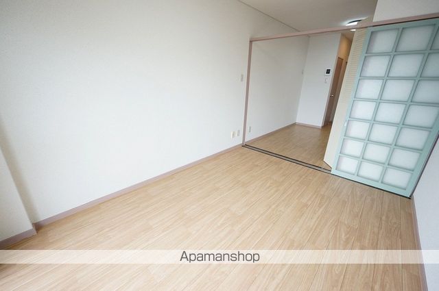芥川ロイヤルマンション その他