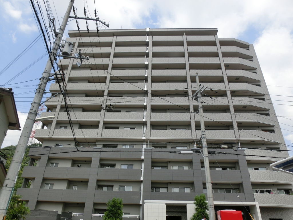 エスリード高槻上牧 外観
