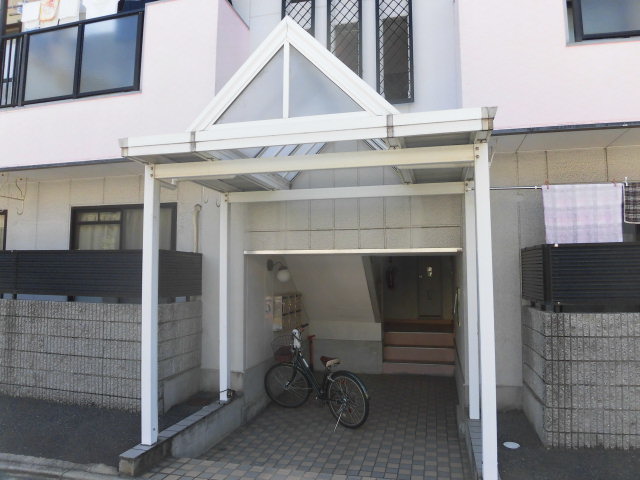 ドゥ・ネフリエ－ル 外観