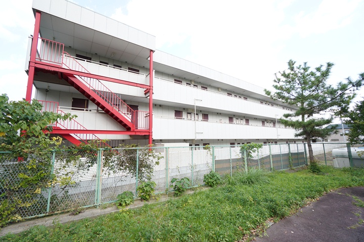 シャトーボヌゥール郡家本町 外観
