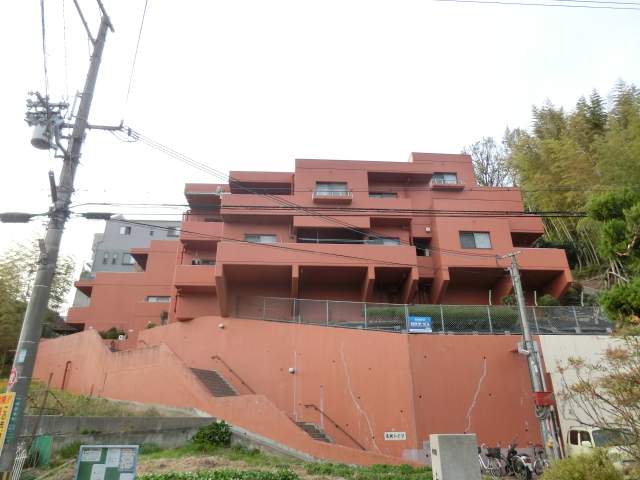 高槻ハイツ 外観
