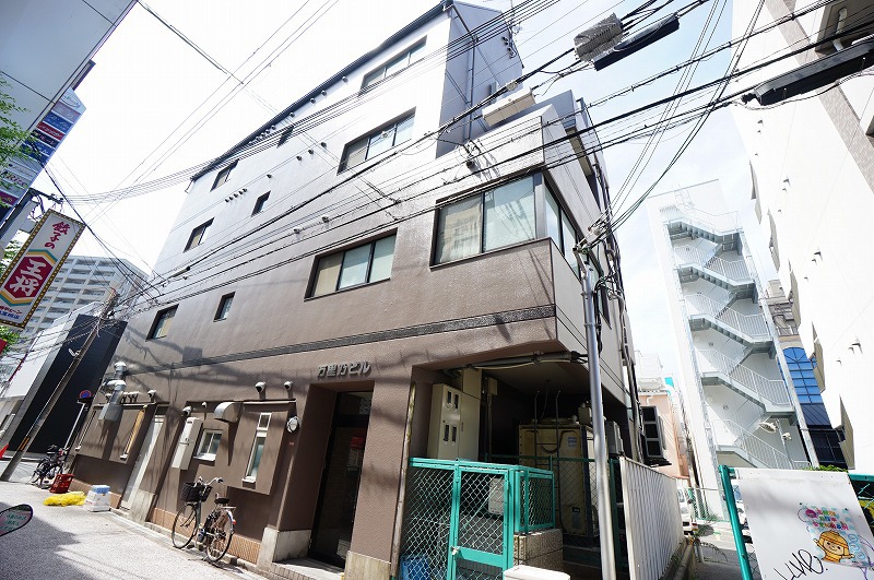 万里乃ビル 外観