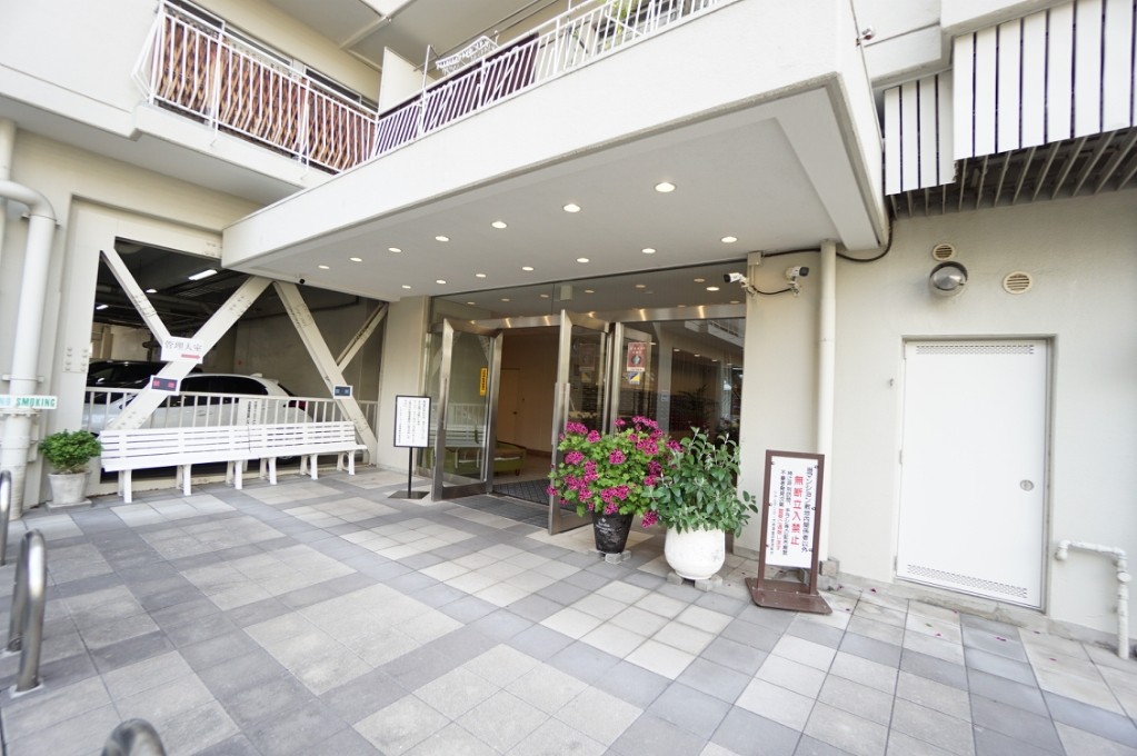 シャルマンコーポ摂津富田 外観