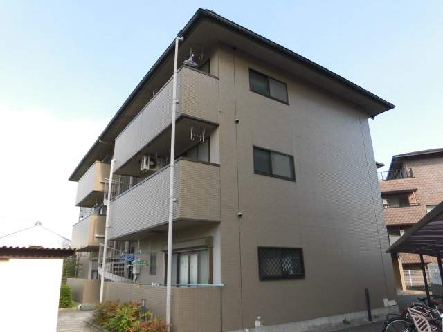 シャルム岡本 外観