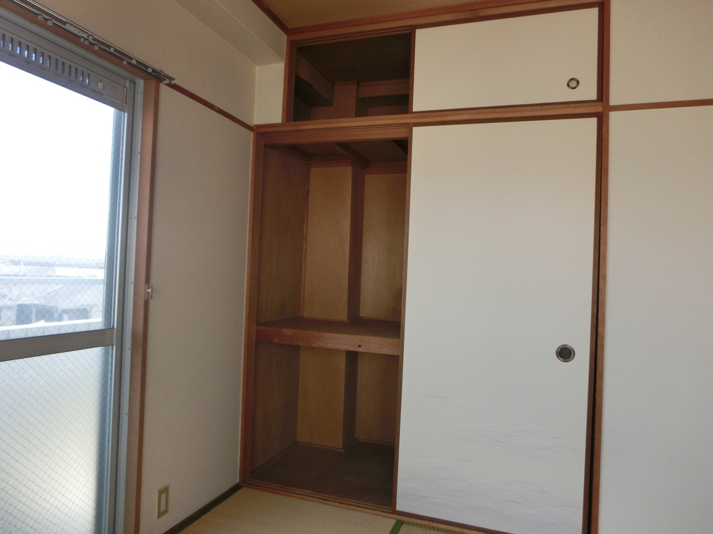 サンワロイヤルマンション２号館 その他