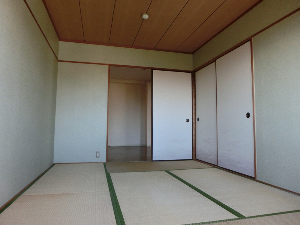サンワロイヤルマンション２号館 その他