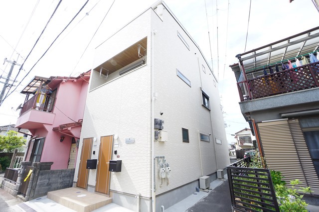 サンライズ芥川 外観