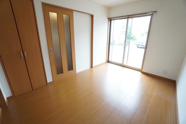 名神町服部貸家 その他