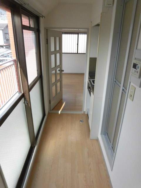アンフィニィ・島上 その他