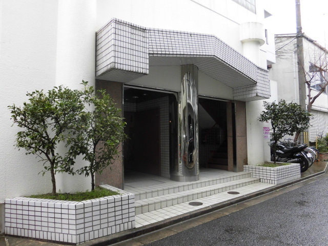 マンション一里塚 その他