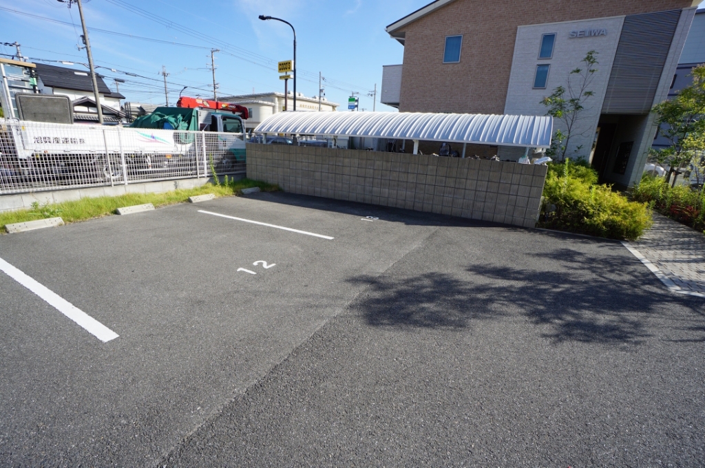 ファミーユ大阪高槻 外観