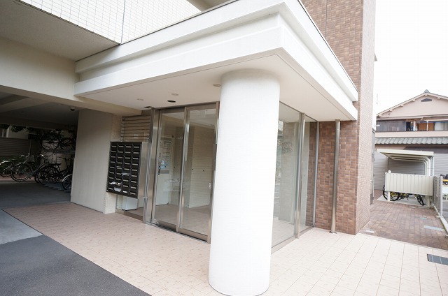 ラフィーエ高槻 外観
