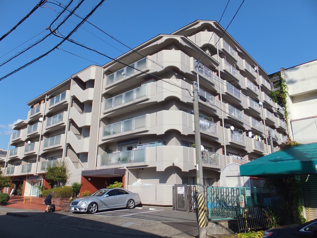 万葉ハイツ水無瀬 外観