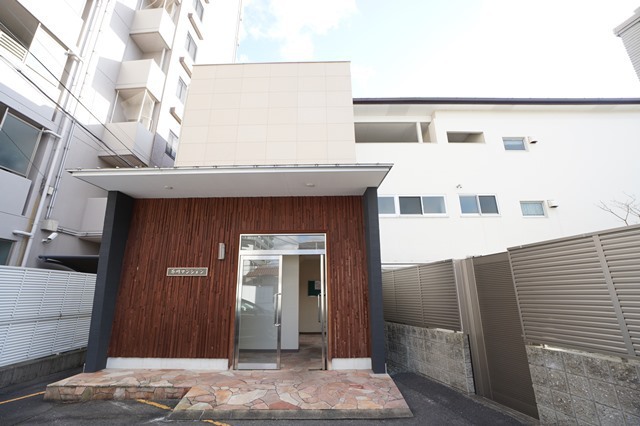 芥川マンション 外観