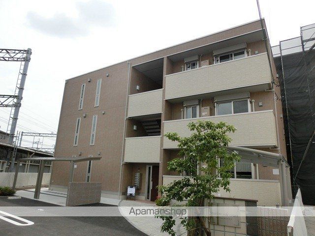 Station side court 外観