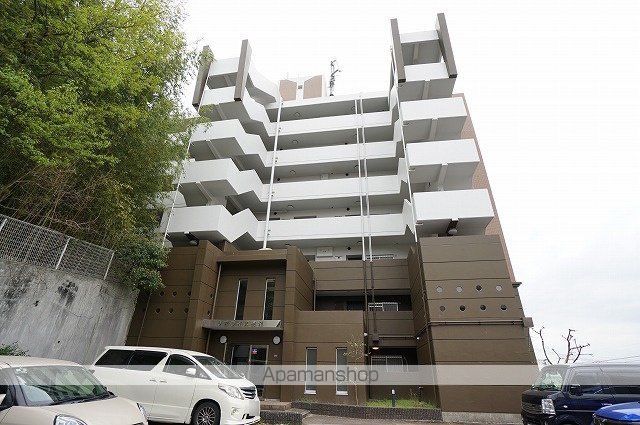 リアライズ高槻 外観