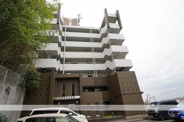 リアライズ高槻 外観
