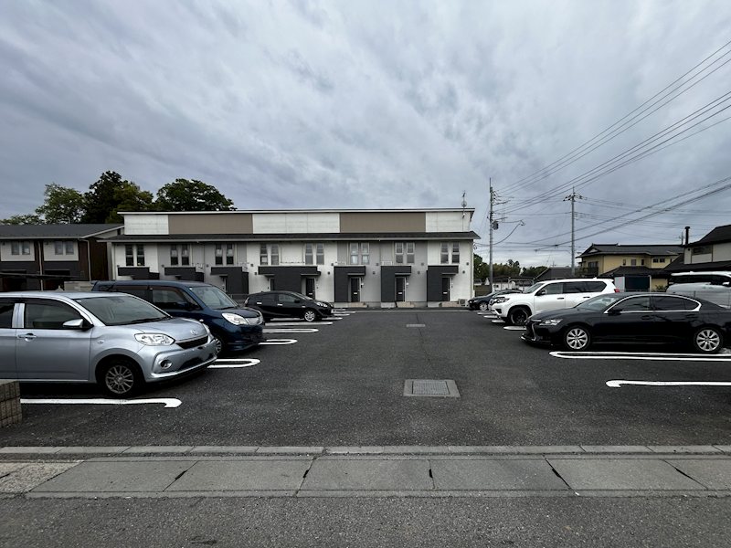 Sereno（セレーノ） 駐車場