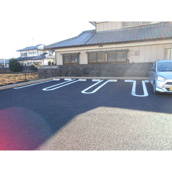 High　court 駐車場