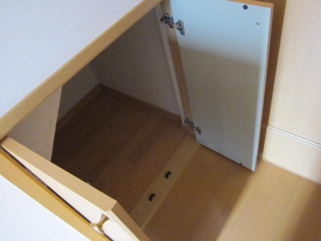ガーデンハイツ 収納