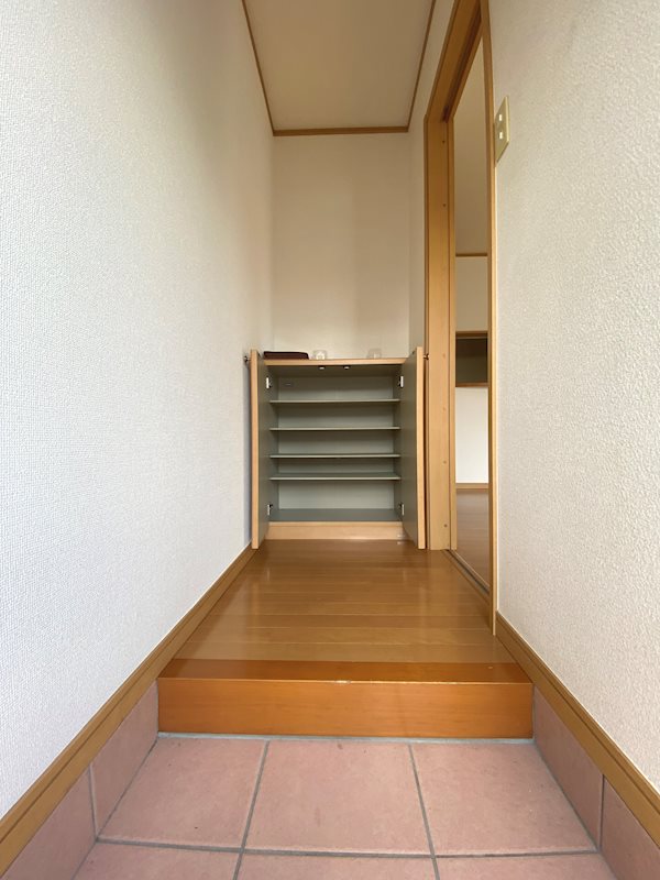 アズール　B 玄関