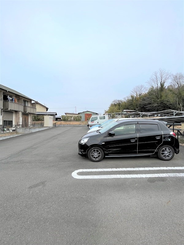 ＧＲＥＥＮ　ＨＩＬＬＳ 駐車場