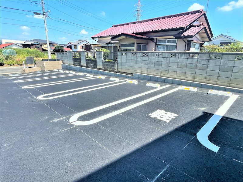 Confort (コンフォール)   Ⅱ 駐車場