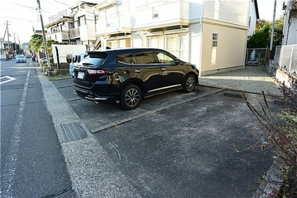 オークバレー 駐車場